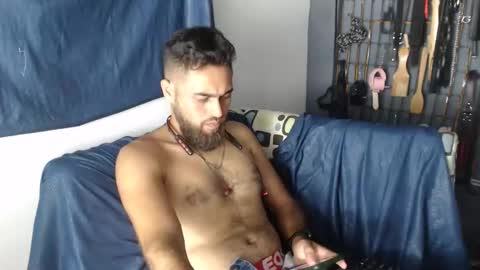 Yeffrith online show from December 19, 5:47 am