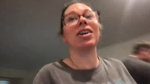 Daphne Summers online show from July 3, 1:32 am
