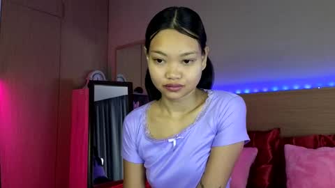 AbbieThai  online show from October 12, 4:32 pm