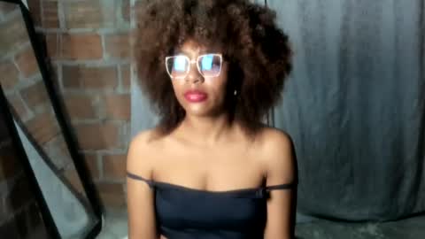 thaimy_ online show from July 1, 2:53 am