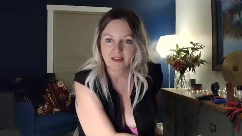 Thaleia Quinn online show from October 14, 11:19 pm