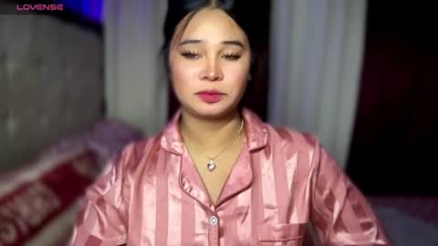 Ms. Thalia online show from September 26, 12:35 pm