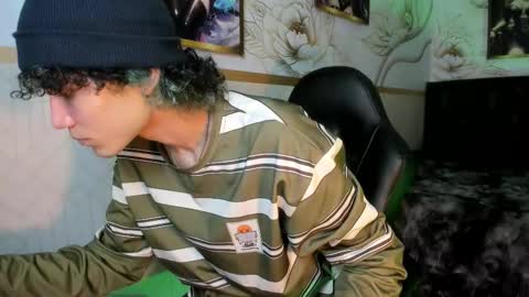 thanier_18 online show from February 28, 8:13 pm