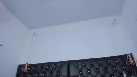 thara webstter online show from February 28, 2:42 pm