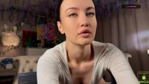 Your Eva online show from April 19, 6:03 am