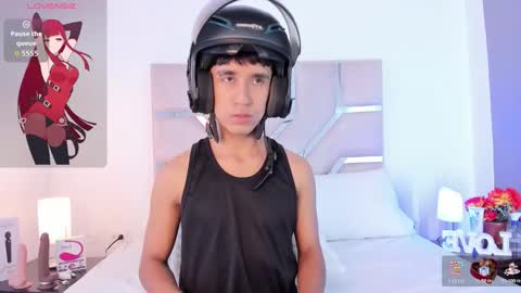 Thayler  online show from November 14, 11:23 am