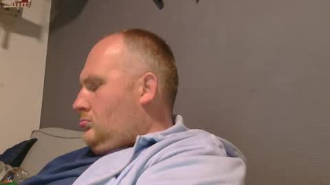 the007146368 online show from November 10, 9:39 pm