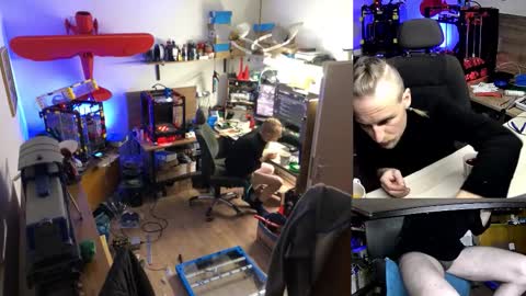 Michal online show from November 18, 6:22 pm