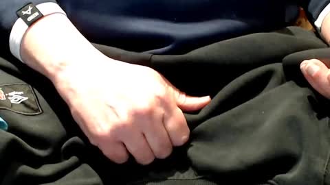 Snapshot of the1pocketrocket chatting on January 12, 6:05 pm the1pocketrocket online show from January 12, 6:05 pm