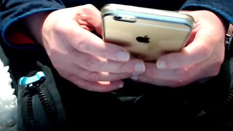 Snapshot of the1pocketrocket chatting on January 7, 9:14 pm the1pocketrocket online show from January 7, 9:14 pm