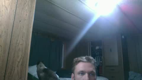 Snapshot of the4stringmotha chatting on December 4, 7:11 am BiggerINalaska online show from December 4, 7:11 am