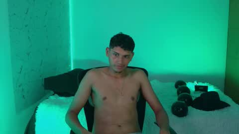 Sean OPry   online show from November 30, 4:25 pm