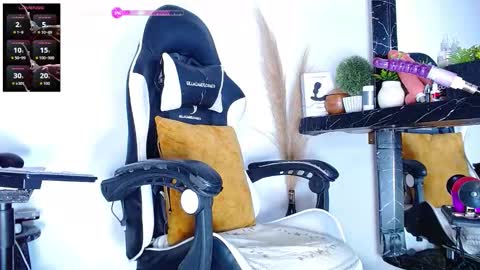 the dog lian online show from November 25, 2:10 am