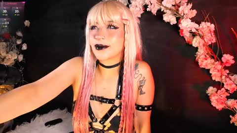 ...  ... online show from May 29, 6:55 am