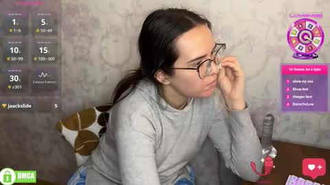 Alice online show from December 5, 9:45 pm