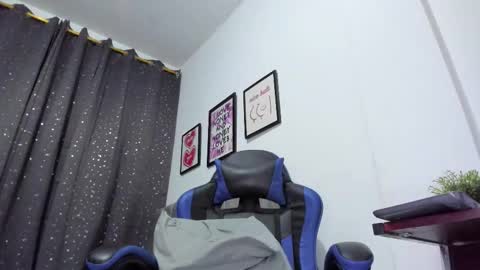 the_skinnyguys online show from October 15, 11:38 pm