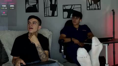 Damian and Nico online show from March 18, 10:43 am