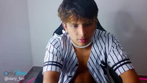 Danny online show from March 24, 10:49 pm