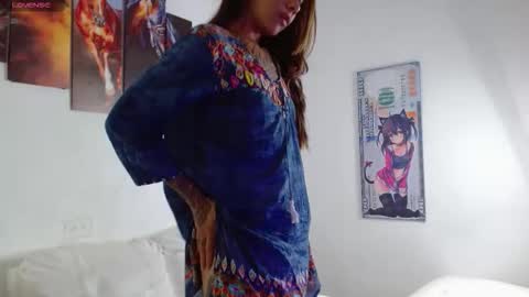 thebadwolf818 online show from December 4, 4:50 pm