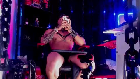 the beast master online show from December 18, 11:00 pm