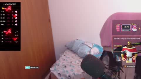 Snapshot of thecherry_paulette chatting on December 16, 5:54 pm Paulette online show from December 16, 5:54 pm