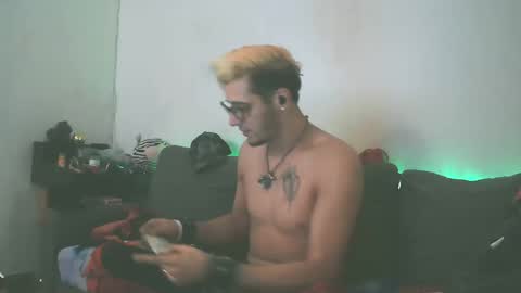 Mr.J online show from December 15, 5:42 pm