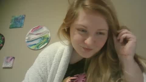 Kassandra Grant online show from January 7, 8:21 pm