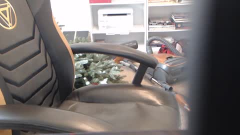 Destion online show from January 2, 2:35 pm