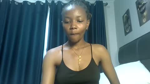 theequinn1 online show from April 26, 12:25 pm