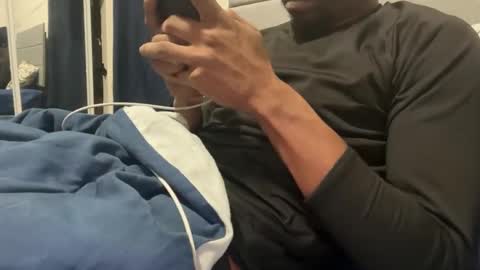 theeshooterr online show from January 17, 10:56 pm