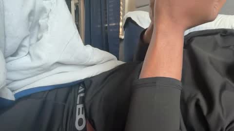 theeshooterr online show from January 17, 4:04 pm