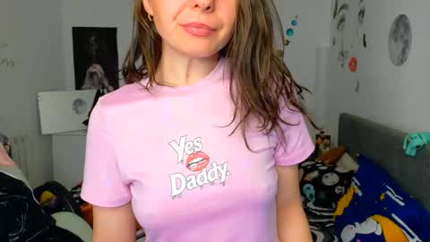 TheFarmergirl online show from March 9, 5:01 am