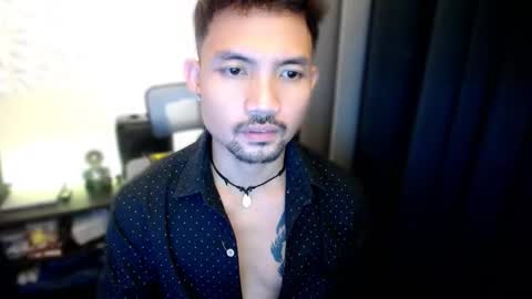 Snapshot of thefriskyasian chatting on October 8, 1:02 am Jaycee online show from October 8, 1:02 am
