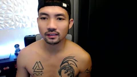 Snapshot of thefriskyasian chatting on October 3, 2:32 am Jaycee online show from October 3, 2:32 am