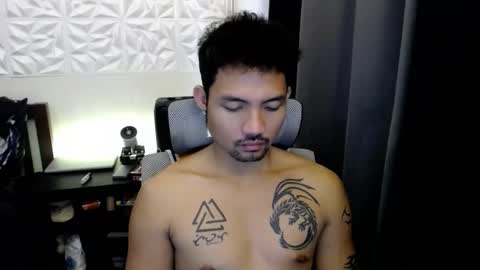 Snapshot of thefriskyasian chatting on October 2, 2:21 am Jaycee online show from October 2, 2:21 am