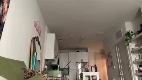 Snapshot of thegabzilla chatting on October 1, 9:57 pm thegabzilla online show from October 1, 9:57 pm