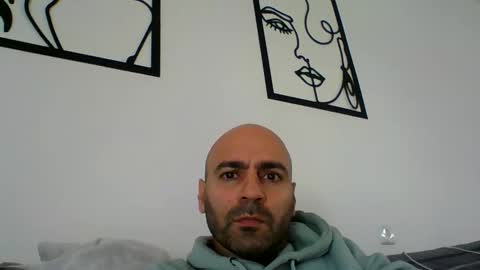 thegame323 online show from January 9, 8:31 am