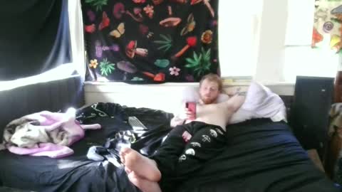 fuzzyfox online show from September 25, 10:17 pm