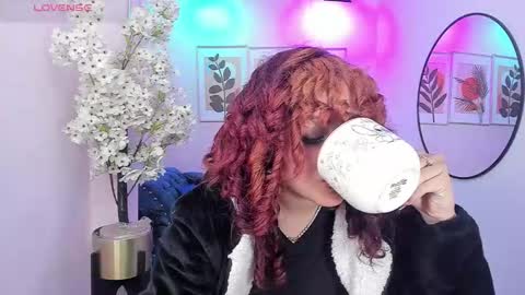 Theia  online show from November 21, 2:59 pm