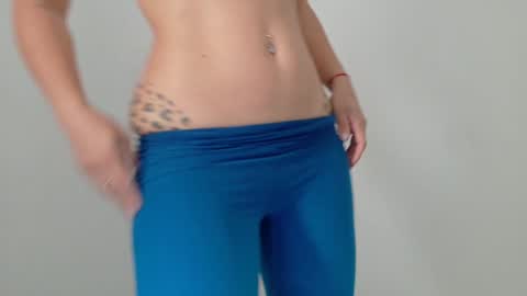 Lily Marie online show from February 13, 11:41 pm