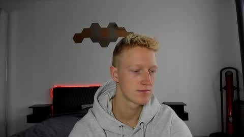 thejacob_d online show from November 19, 9:19 am