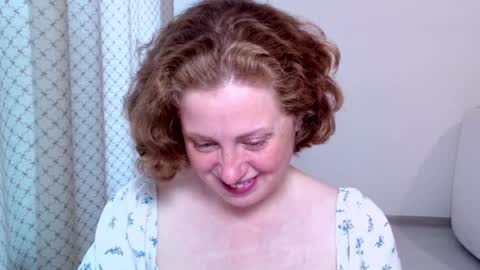 Ella online show from October 9, 8:31 am