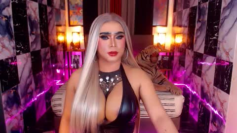 Paula online show from November 29, 2:19 am