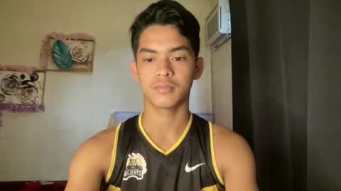 thelifeof_johnpol online show from February 24, 1:19 am