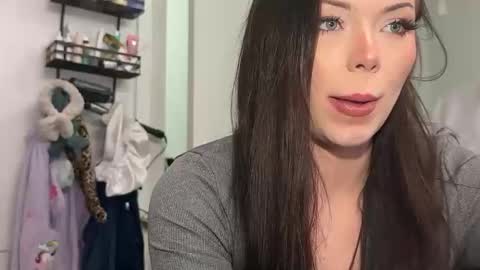 Lilah Lust  Jonny Luv online show from December 22, 5:03 am