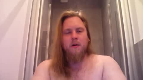 thenewdude1992 online show from November 8, 7:50 pm