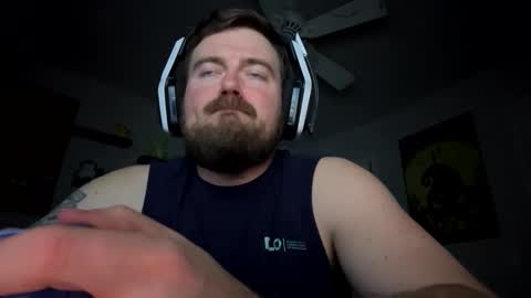 theone0722326 online show from December 4, 8:25 am