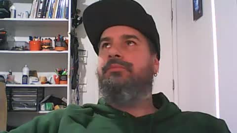 aussiebeard online show from June 19, 4:51 am