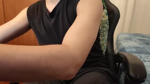 therandomniceboy online show from December 1, 5:44 pm