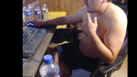 Snapshot of therealbigcheese0695 chatting on September 29, 9:03 pm therealbigcheese0695 online show from September 29, 9:03 pm